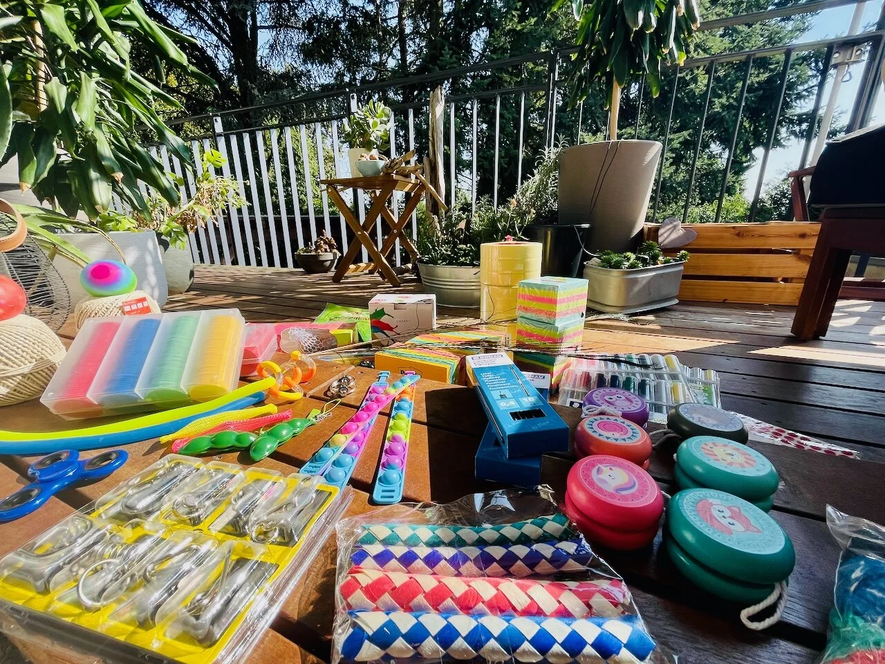 Timers, markers, sticky notes, and other facilitation materials